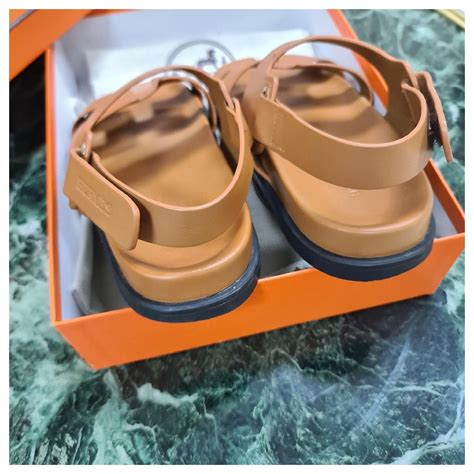 Hermès Takara Leather Sandals